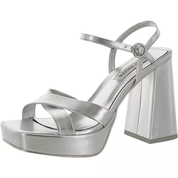 Steve Madden Shoes - New Silver Steve Madden Platform Cross-Strap Sandals, Crazy Heels, sz 6